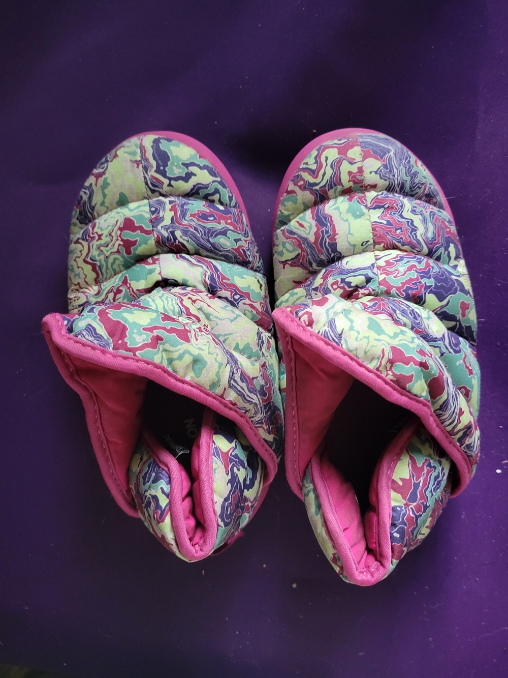 The North Face Kids Pink & Multicolor Puffer Slide Slippers